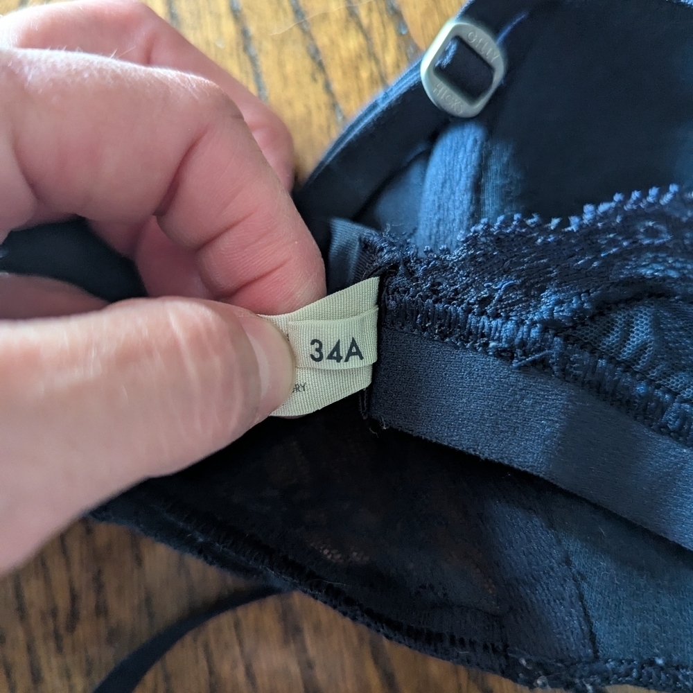 Gilly Hicks Vintage Set Of Three Bras Size 34A - Picture 15 of 16